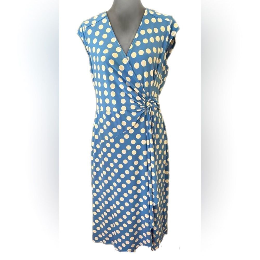 Robbie Bee Polka-dotted dress size Medium